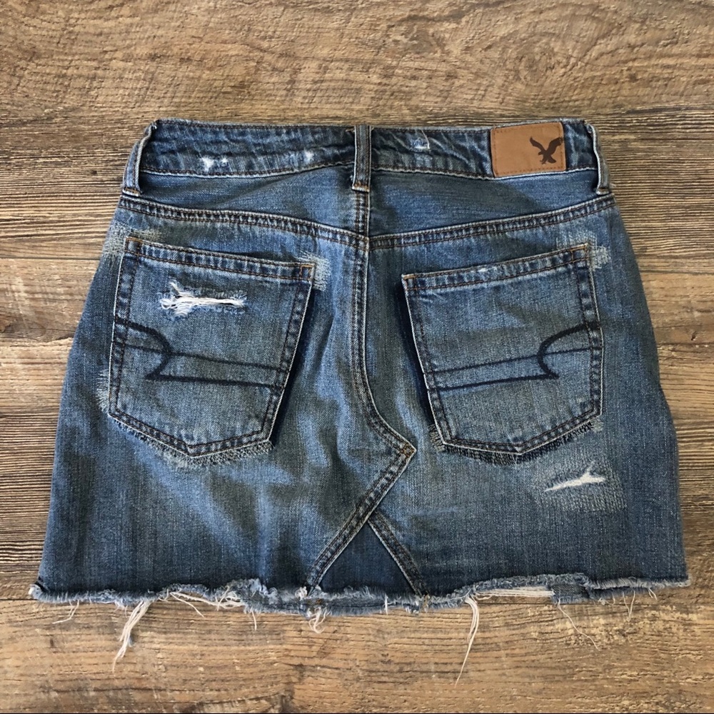 American Eagle Distressed High Rise Waisted Denim Jean Skirt sz 0
